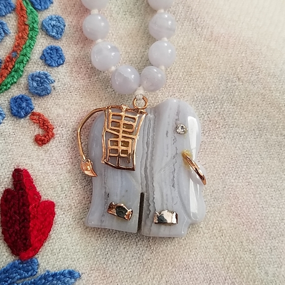 Blue Lace Agate Elephant Necklace - Picture 2 of 7